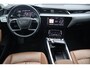 Audi E-tron 55 quattro Business Edition Plus 95 kWh 3-Fase SOH 93,2% | Panoramadak | Trekhaak | Leer | Navigatie
