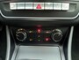 Mercedes-Benz CLA 180 d Business Solution | Navigatie | Stoelverwarming | Airco | Privacy Glass | Lichtmetalen Velgen |