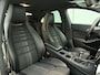 Mercedes-Benz CLA 180 d Business Solution | Navigatie | Stoelverwarming | Airco | Privacy Glass | Lichtmetalen Velgen |