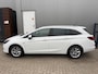 Opel Astra Sports Tourer 1.2 Business Elegance / 72.000 KM / NAVIGATIE / CAMERA / TREKHAAK / NL-AUTO / CLIMATE / CRUISE/ ZEER LUXE