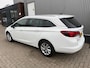 Opel Astra Sports Tourer 1.2 Business Elegance / 72.000 KM / NAVIGATIE / CAMERA / TREKHAAK / NL-AUTO / CLIMATE / CRUISE/ ZEER LUXE