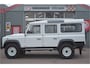 Land Rover Defender 7 persoons. 12 mnd. gar.