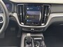 Volvo V60 T6 Plug-in hybrid AWD Plus Bright Trekhaak | Achterbank verwarmd | Achteruitrijcamera | Apple Carplay/Android Auto|telefoonintegratie premium