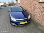 Opel Astra GTC 1.6 Edition