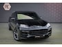 Porsche Cayenne Coupé Turbo E-Hybrid met GT Pakket | KERAMISCH | 360 CAMERA | STOELVERWARMING | STUURVERWARMING | CARBON IN & EXTERIEUR | SUEDE HEMEL | PASSENGER DISPLAY | SOFTCLOSE | HEAD UP |