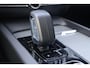 Volvo XC60 2.0 T6 Plug-in Hybrid AWD Plus Bright | Long Range PHEV | Panoramadak | Lederen bekleding | Adaptive cruise control | Stoel- en stuurverwarming | Actieve LED koplampen | Verwarmbare voorruit | Standkachel | Verwarmbare achterbank | Navigatie | Apple Carplay / Android Auto |