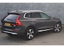 Volvo XC60 2.0 T6 Plug-in Hybrid AWD Plus Bright | Long Range PHEV | Panoramadak | Lederen bekleding | Adaptive cruise control | Stoel- en stuurverwarming | Actieve LED koplampen | Verwarmbare voorruit | Standkachel | Verwarmbare achterbank | Navigatie | Apple Carplay / Android Auto |