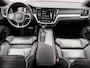 Volvo S60 2.0 T4 R-Design | Nieuwe Distributie riem | 12 mnd BOVAG garantie | Trekhaak | Camera | Stoelverwarming | Parkeersensoren V+A | Extra getint glas | 19" Velgen | Memory | Volvo on Call |