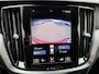 Volvo S60 2.0 T4 R-Design | Nieuwe Distributie riem | 12 mnd BOVAG garantie | Trekhaak | Camera | Stoelverwarming | Parkeersensoren V+A | Extra getint glas | 19" Velgen | Memory | Volvo on Call |
