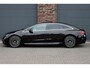 Mercedes-Benz EQS 450+ AMG Line 118 kWh | Facelift | Hyperscreen | Airmatic | Achterasbesturing | Distronic+ | HUD | Verwarmd Stuurwiel | Massage | Stoelventilatie | Digital Light | Panoramadak | Trekhaak |