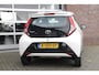 Toyota Aygo 1.0 VVT-i x-Play | Camera | Lichtmetaal | Carplay | All-Seasons banden |