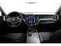 Volvo XC60 T6 Plug-in hybrid AWD Core Bright | Achterbank verwarmd | Achteruitrijcamera | Apple Carplay/Android Auto|telefoonintegratie premium