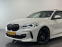 BMW 1-Serie 118i High Executive M sport | Panoramadak | Cruise Control | Apple Carplay/Android Auto | Sensoren voor en achter |