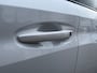 Peugeot e-208 EV Allure 50 kWh GROOT.NAVI / HALF.LEER / CAMERA / 17 INCH LMV /