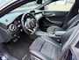 Mercedes-Benz CLA SHOOTING BRAKE 180 BUSINESS SOLUTION AMG Orig. NL/Camera/Trekhaak/Cruise Control/Navigatie