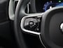 Volvo XC60 2.0 T6 Plug-in hybrid AWD Plus Dark (Pano / 360 Cam / H&K / Winterpakket)