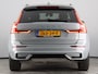 Volvo XC60 2.0 T6 Plug-in hybrid AWD Plus Dark (Pano / 360 Cam / H&K / Winterpakket)