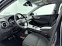 Hyundai Kona Electric EV Fashion Sky 64 kWh | SoH 96% | Schuifdak | All Season | Warmtepomp | Navigatie | Camera | Head-up display |