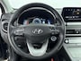 Hyundai Kona Electric EV Fashion Sky 64 kWh | SoH 96% | Schuifdak | All Season | Warmtepomp | Navigatie | Camera | Head-up display |