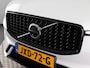 Volvo XC60 2.0 T6 Plug-in hybrid AWD Plus Dark (Pano / 360 Cam / H&K / Winterpakket)