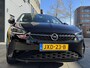 Opel Corsa 1.2 BLACK Edition - Navigatie / Apple CarPlay I Airco I PDC I Sport velgen I Dealer onderhouden