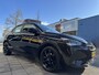 Opel Corsa 1.2 BLACK Edition - Navigatie / Apple CarPlay I Airco I PDC I Sport velgen I Dealer onderhouden