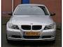 BMW 3-Serie 325i Executive. clima. stoelverwarming. leder