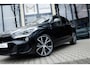 BMW X2 sDrive20i Aut. High Executive | M Sportpakket | 20" LM Velgen | Panoramadak | Harman Kardon | Head-Up Display | Navigatie incl. Apple CarPlay | Achteruitrijcamera |