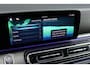 Mercedes-Benz V-klasse 250d L2 Avantgarde | Distronic | AMG | Trekhaak | Standverwarming | Surround Camera | Elek. Schuifdeuren | Multibeam LED | Leder | Rijassistentiepakket | Verwarmd Stuurwiel |