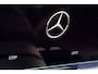 Mercedes-Benz V-klasse 250d L2 Avantgarde | Distronic | AMG | Trekhaak | Standverwarming | Surround Camera | Elek. Schuifdeuren | Multibeam LED | Leder | Rijassistentiepakket | Verwarmd Stuurwiel |