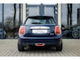 MINI Cooper 5-Deurs | Chili Business | Panoramadak | Union Jack | Leder | LED | Head-Up Display | Keyless | Stoelverwarming |