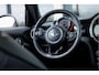 MINI Cooper 5-Deurs | Chili Business | Panoramadak | Union Jack | Leder | LED | Head-Up Display | Keyless | Stoelverwarming |