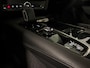 Volvo V90 T8 AWD Recharge Ultra Ultimate Dark | Schuifdak | Trekhaak | 455pk | Head-Up Display | Harman Kardon | Adaptieve Cruise Control | Stoel en Stuurwielverwarming | Parkeercamera | Full LED Meesturende koplampen | Pilot Assist | BLIS Dode Hoek Detectie | Google Infotainment | 19 Inch | Elektrische voorstoelen geheugen | Lederen bekleding | Zitting verlenging voorstoelen | Lederen Dashboard | Keyless Drive | Geïntegreerde kinderzitjes achterin | Geïntegreerde zongordijnen achterportieren | Parkeersensoren voor+achter | Privacy Glass | Elektrisch bedienbare achterklep | DAB Radio | Apple Carplay/Android Auto | Volvo On Call met mobiele App functie | Vapour Grey Metallic |