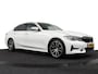 BMW 3-Serie 320i High Executive Camera/Leder/Automaat/Stoelverw.
