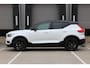 Volvo XC40 Recharge P8 AWD R-Design Lichtmetalen Velgen 20" | 360°-camera | BLIS | Kunstlederen/Alcantara Bekleding | R-Design Exterieur |Google Navigatiesysteem Full Map + Hard Disk | LED koplampen | Electronic Climate Controle | Verwarmende Voorstoelen + Stuurwiel |