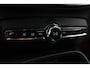 Volvo XC40 Recharge P8 AWD R-Design Lichtmetalen Velgen 20" | 360°-camera | BLIS | Kunstlederen/Alcantara Bekleding | R-Design Exterieur |Google Navigatiesysteem Full Map + Hard Disk | LED koplampen | Electronic Climate Controle | Verwarmende Voorstoelen + Stuurwiel |