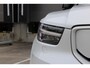 Volvo XC40 Recharge P8 AWD R-Design Lichtmetalen Velgen 20" | 360°-camera | BLIS | Kunstlederen/Alcantara Bekleding | R-Design Exterieur |Google Navigatiesysteem Full Map + Hard Disk | LED koplampen | Electronic Climate Controle | Verwarmende Voorstoelen + Stuurwiel |