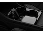 Volvo XC40 Recharge P8 AWD R-Design Lichtmetalen Velgen 20" | 360°-camera | BLIS | Kunstlederen/Alcantara Bekleding | R-Design Exterieur |Google Navigatiesysteem Full Map + Hard Disk | LED koplampen | Electronic Climate Controle | Verwarmende Voorstoelen + Stuurwiel |