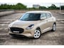 Suzuki Swift 1.2 Select Smart Hybrid | Airco | Achteruitrijcamera | Adaptive Cruise Control |Navigatie |Stoelverwarming |LM Velgen