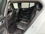 Volvo XC40 T3 Momentum Pro / Panoramdak / Lederen bekleding / 19" /