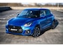 Suzuki Swift 1.4 Sport Smart Hybrid | Airco/Clima | Adaptive Cruise Control | Camera | Stoelverwarming | LM Velgen |