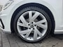Volkswagen Golf 1.5 TSI Highline Business R | AUTOMAAT | Met o.a. panoramadak, LED koplampen, cruise, navigatie en climate