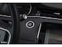 Land Rover Range Rover Evoque 1.5 P300e AWD R-Dynamic SE | Adaptieve cruise | Zwenkbare trekhaak | Premium audio | Apple carplay |