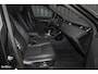 Land Rover Range Rover Evoque 1.5 P300e AWD R-Dynamic SE | Adaptieve cruise | Zwenkbare trekhaak | Premium audio | Apple carplay |