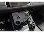 Land Rover Range Rover Evoque 1.5 P300e AWD R-Dynamic SE | Adaptieve cruise | Zwenkbare trekhaak | Premium audio | Apple carplay |