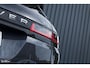 Land Rover Range Rover Evoque 1.5 P300e AWD R-Dynamic SE | Adaptieve cruise | Zwenkbare trekhaak | Premium audio | Apple carplay |
