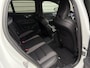 Volvo V60 T6 Plug-in hybrid AWD Plus Dark / I Love Sweden uitvoering / Exterieur Styling kit / 19" Velgen / Sport stoelen /