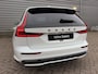 Volvo V60 T6 Plug-in hybrid AWD Plus Dark / I Love Sweden uitvoering / Exterieur Styling kit / 19" Velgen / Sport stoelen /