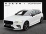 Volvo V60 T6 Plug-in hybrid AWD Plus Dark / I Love Sweden uitvoering / Exterieur Styling kit / 19" Velgen / Sport stoelen /