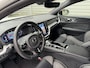Volvo V60 T6 Plug-in hybrid AWD Plus Dark / I Love Sweden uitvoering / Exterieur Styling kit / 19" Velgen / Sport stoelen /